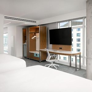 Premier Corner King Room